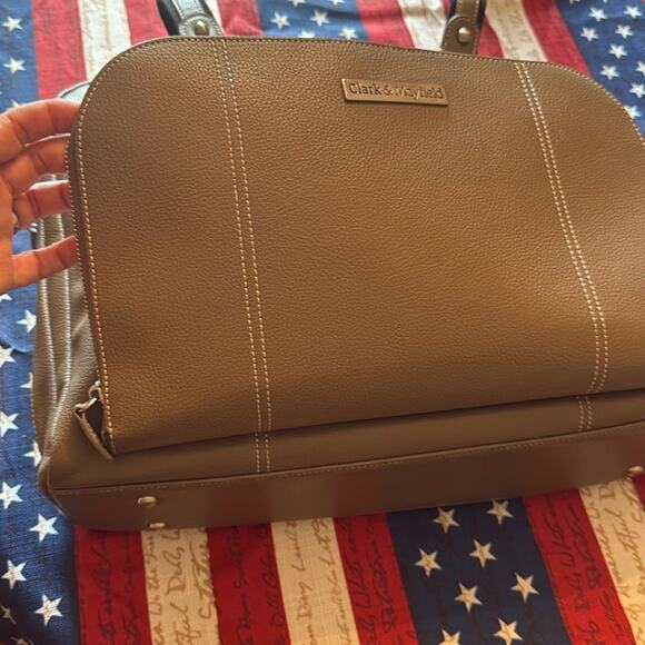 Taupe Laptop Bag with Sophisticated Design - Picture 13 of 16